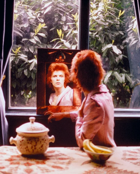 David Bowie, Ziggy Stardust — mirror portrait, photographed by Mick Rock